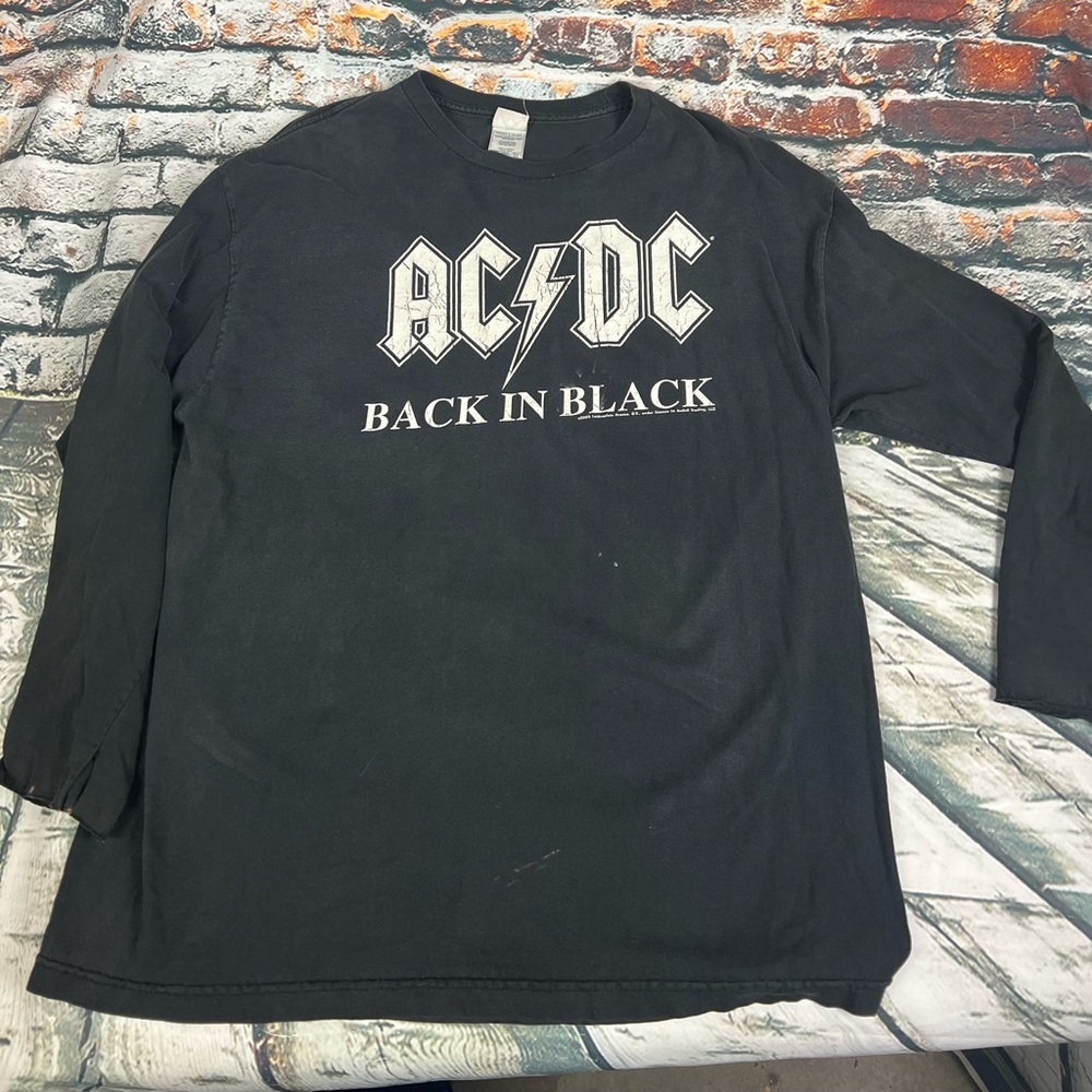 AC DC Back in Black XL‎ Black Logo AAA Tag 2005 Vtg Distressed
